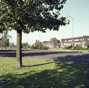 859538 Gezicht op de voorgevels van enkele huizen aan de Mr. Sickeszlaan te Utrecht.